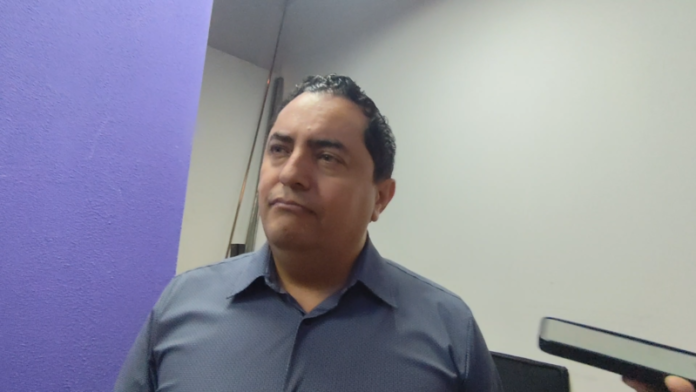 Cruz anda nervioso; afirma Falomir tras señalamientos vs Bonilla