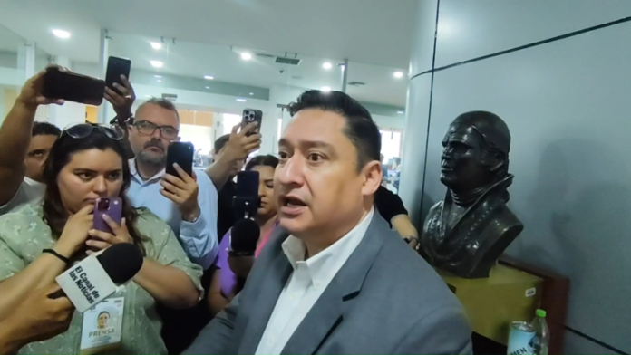 Lamenta Alfredo Chávez ausencia federal en Torre Centinela