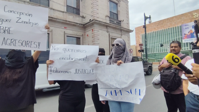Conato de pelea entre alumnas y trabajadores de la UACH