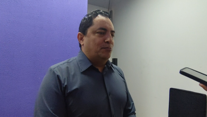 Salida de Juan Blanco es cuestión laboral: Falomir