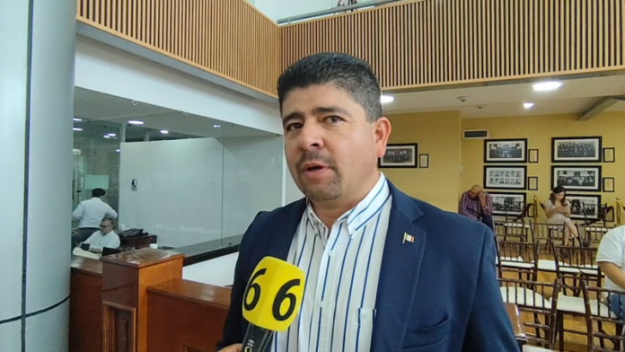 Pide Mireles que no tapen caso de Gregorio Chávez