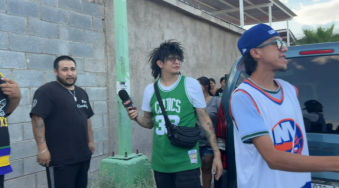 YouTubers recorren Riveras de Sacramento y ChatGPT les advierte sobre el peligro de la zona