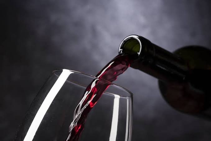 Desarrollan estudiantes de la UTCam producción de vino