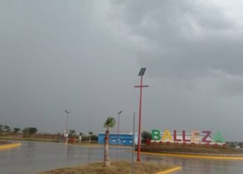 Reportan lluvias fuertes y granizo en Balleza; no hay daños