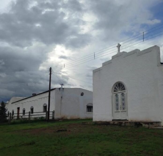 Invitan a visitar el Ejido Agua Caliente y disfrutar de sus paisajes naturales