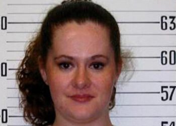 Christa Pike sobrevive a dos inyecciones letales y termina hospitalizada en Tennessee Christa Pike sobrevive a dos inyecciones letales y termina hospitalizada en Tennessee