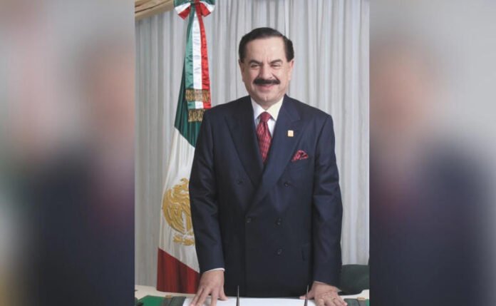 Ealy Ortiz llama a defender la libertad de expresión ante intentos de acallar la crítica