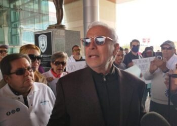 Juan Blanco y Memo Luján califican a César Jáuregui como preso político Juan Blanco y Memo Luján califican a César Jáuregui como preso político