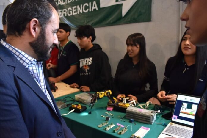 Impulsan talento y emprendimiento estudiantil en Conalep Juárez