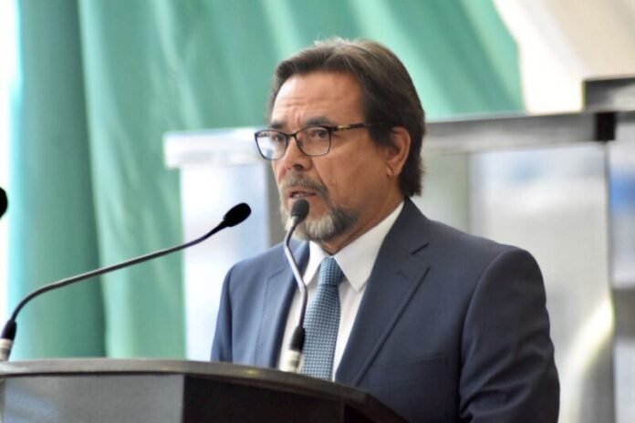 Versión: Detienen en El Paso a exfuncionario de Javier Corral