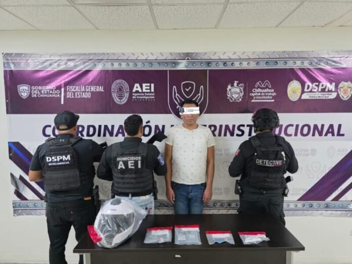 Detienen a hombre ligado a homicidio en centro comercial de Chihuahua
