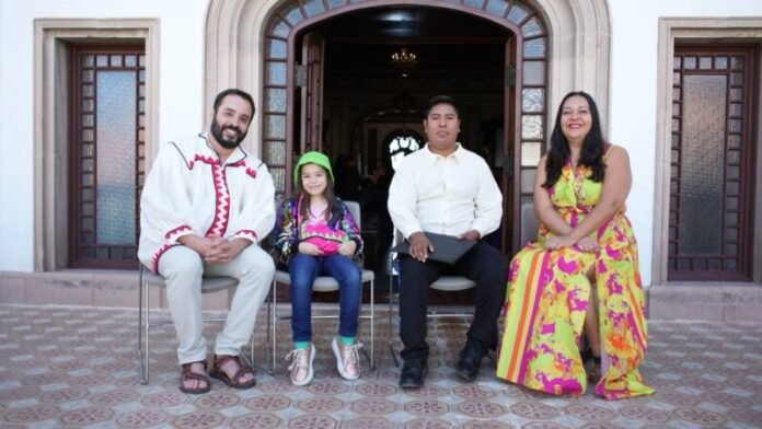 Presenta UACH libro infantil que aborda desplazamiento forzado y feminicidios