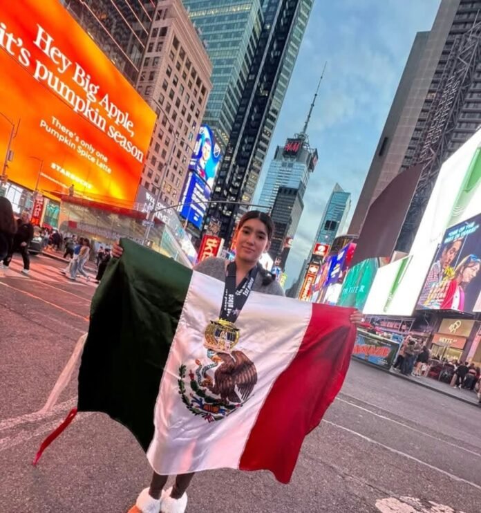 ¡EMILY CASTILLO LO LOGRÓ; CONQUISTA NUEVA YORK! TRES MEDALLAS DE ORO DE LA CHIHUAHUENSE PARA MÉXICO EN EL ‘FURY OF THE CHAMPIONS’