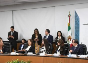 Exige Manque Granados a Marcelo Ebrard cuentas sobre aranceles, T-MEC, inversión y apoyos a empresas de Chihuahua Exige Manque Granados a Marcelo Ebrard cuentas sobre aranceles, T-MEC, inversión y apoyos a empresas de Chihuahua