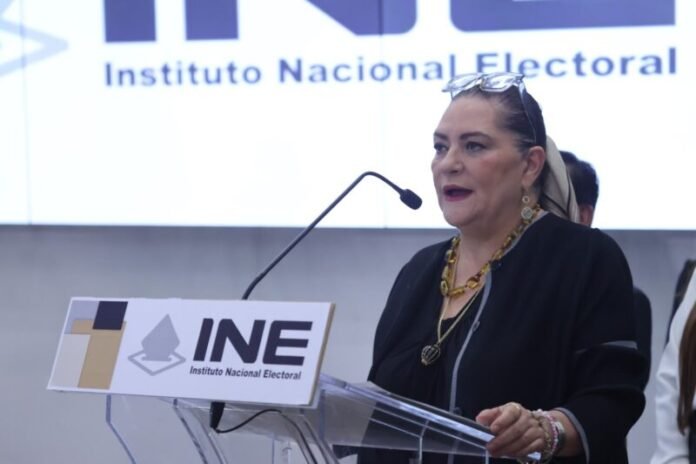 Taddei anuncia su renuncia, pero evita aclarar los señalamientos contra el INE