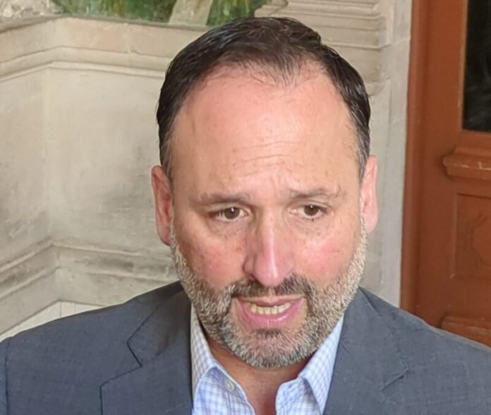 Prepara Estado informe actualizado sobre víctimas de desplazamiento forzado