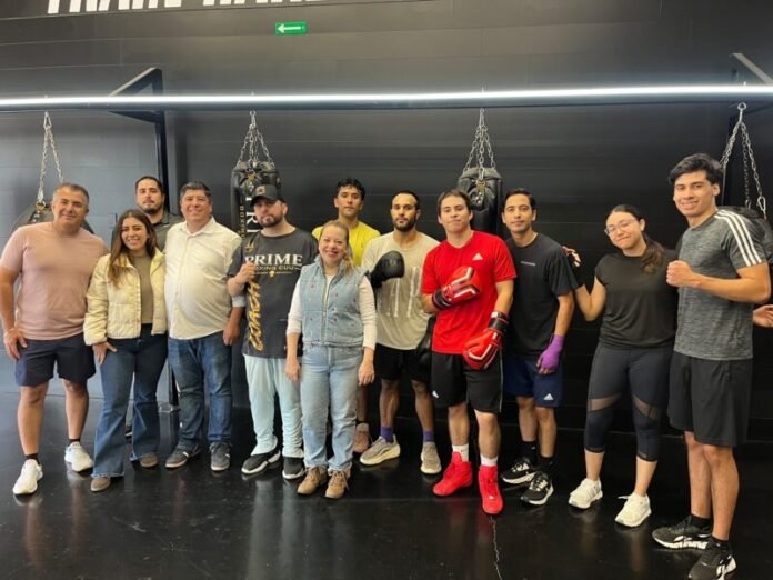 Entender para apoyar”: visitan regidores Adán Galicia y Cristina Treviño, gimnasio de box prime Boxing CUU