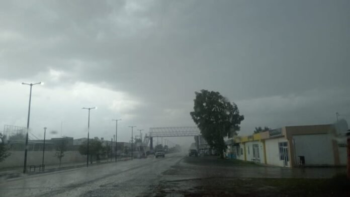 Alerta Protección Civil por lluvias, granizo y tolvaneras este fin de semana en el estado