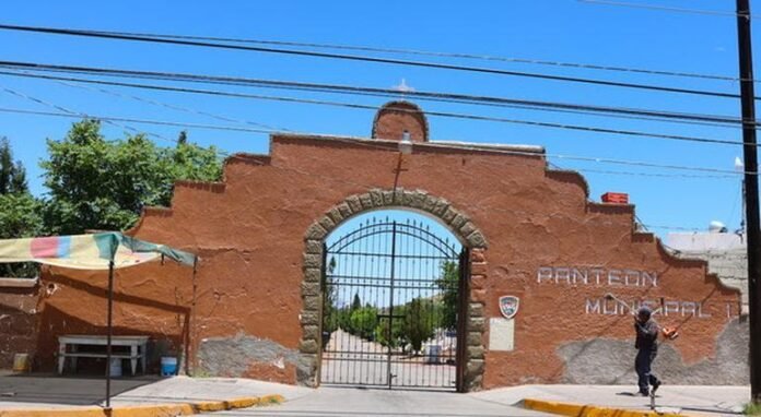 Anuncian cierres viales y operativo especial en panteones por Día de Muertos